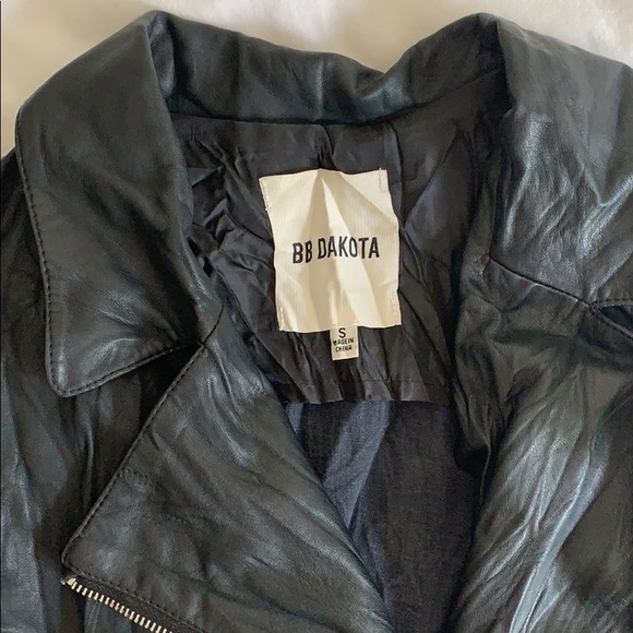 Jacket - Picture 3 of 3